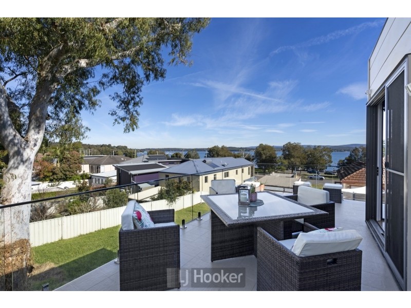 528a The Esplanade, Warners Bay NSW 2282