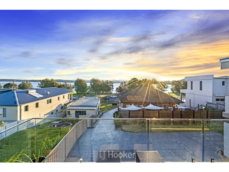 528a The Esplanade, Warners Bay NSW 2282