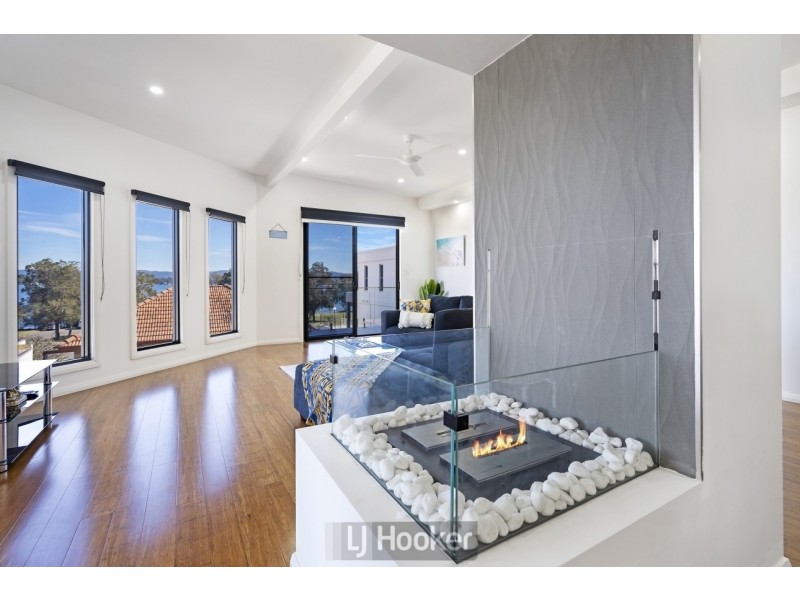 528a The Esplanade, Warners Bay NSW 2282