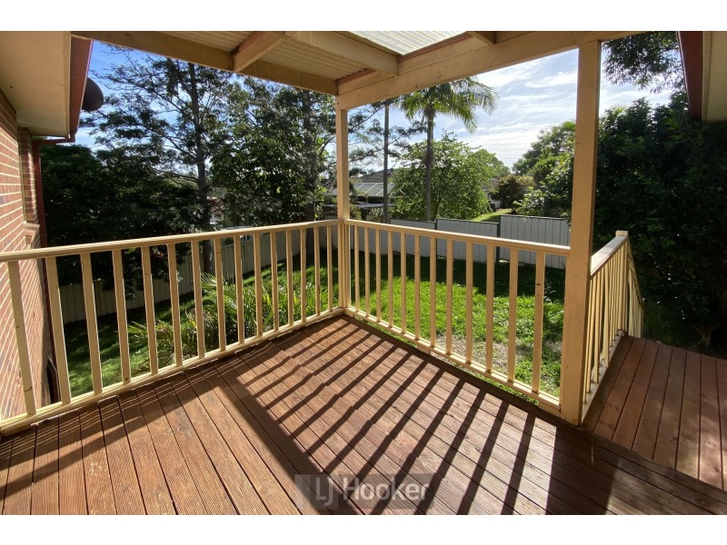 11 Canopus Close, Marmong Point NSW 2284