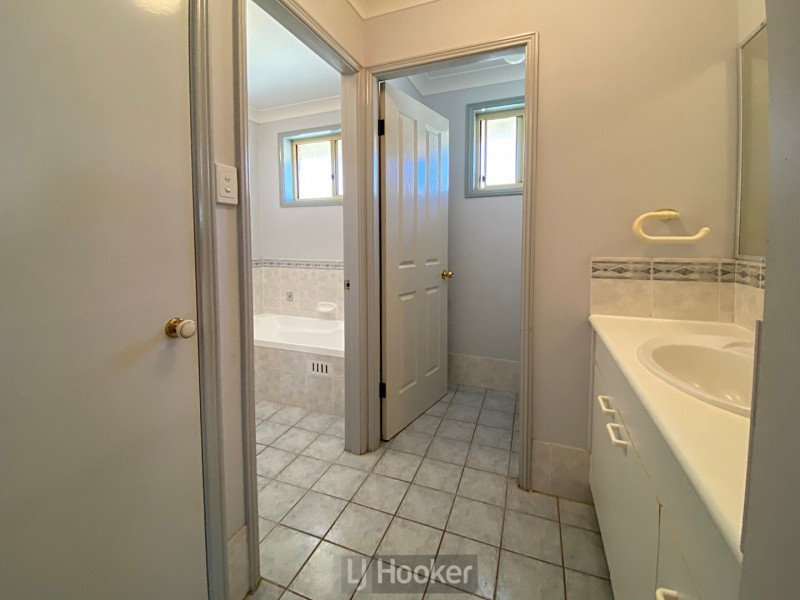 11 Canopus Close, Marmong Point NSW 2284