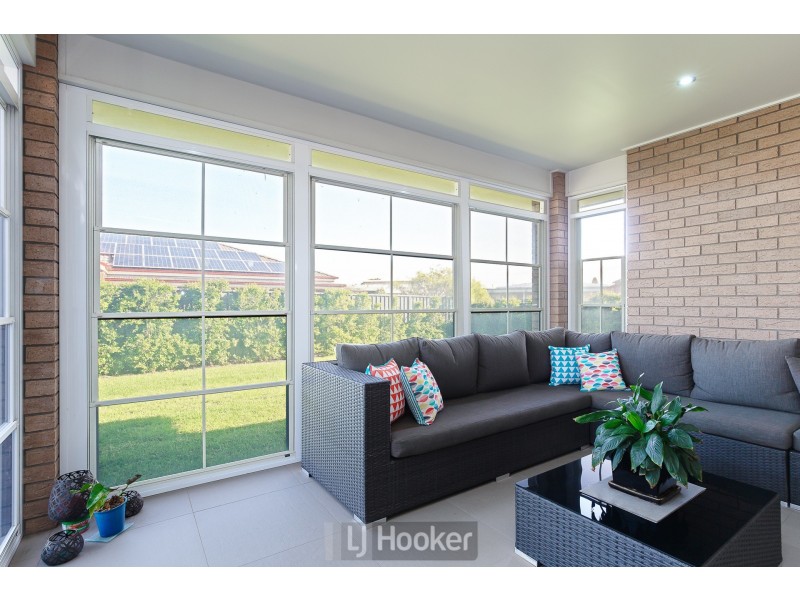 18 John Darling Avenue, Belmont North NSW 2280