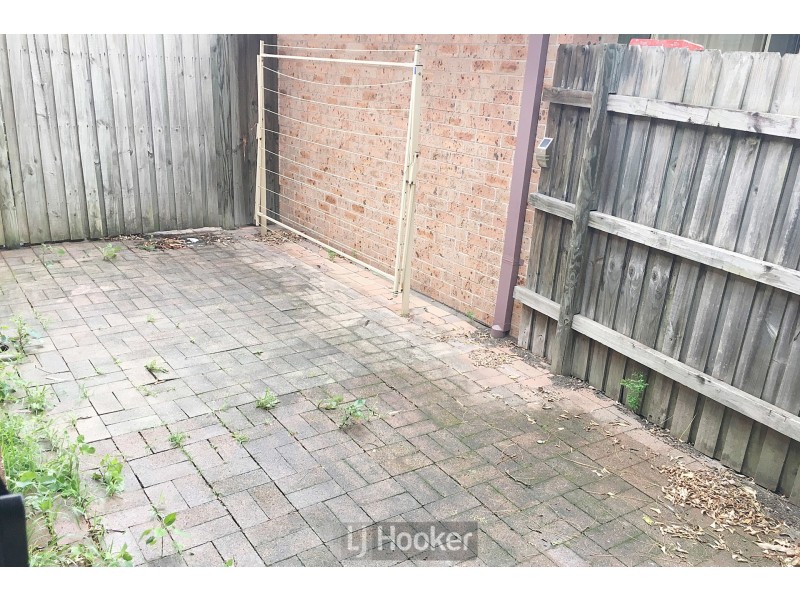 2/23 Sunderland Street, Mayfield NSW 2304