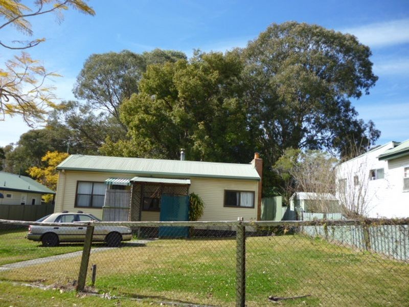 80 Marmong Street, Marmong Point NSW 2284