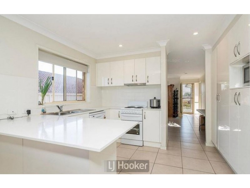7a Bakeri Circuit, Warabrook NSW 2304