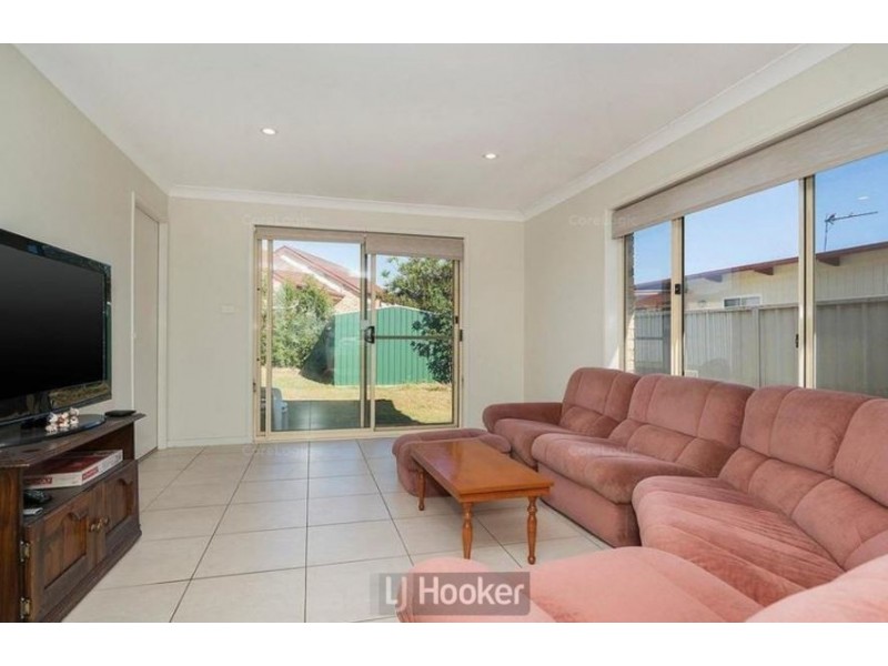 7a Bakeri Circuit, Warabrook NSW 2304