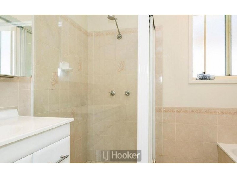 7a Bakeri Circuit, Warabrook NSW 2304