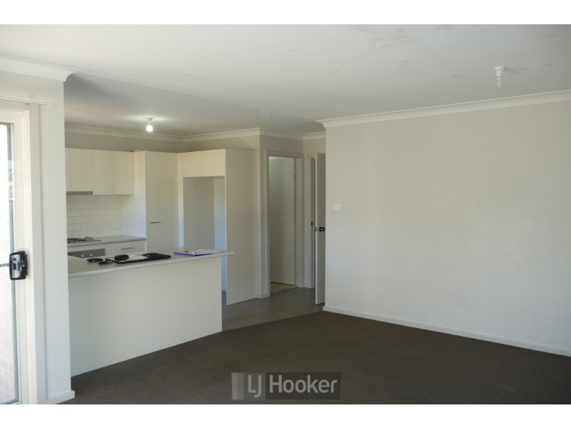 4/60 Thorne Street, Toronto NSW 2283