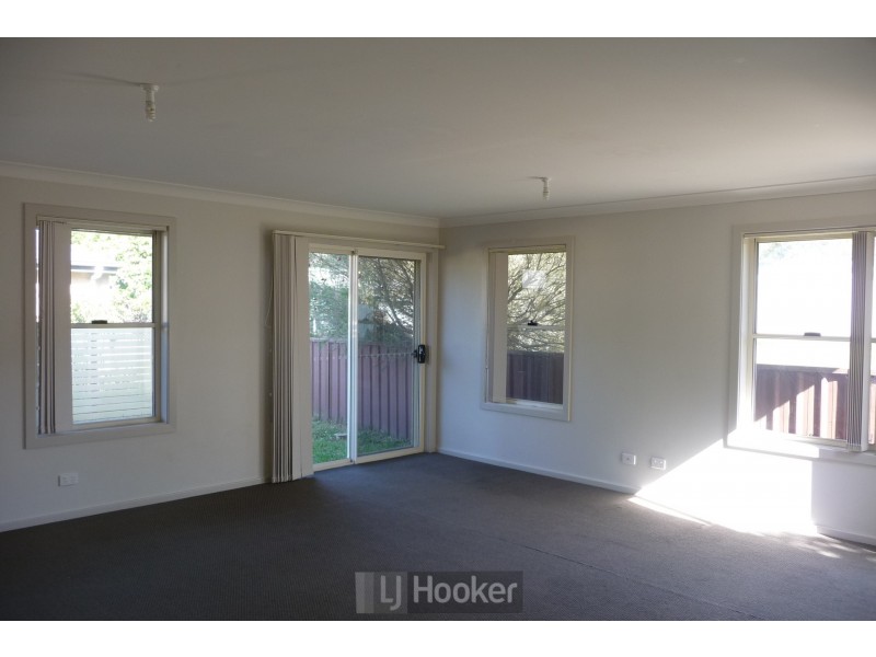 4/60 Thorne Street, Toronto NSW 2283