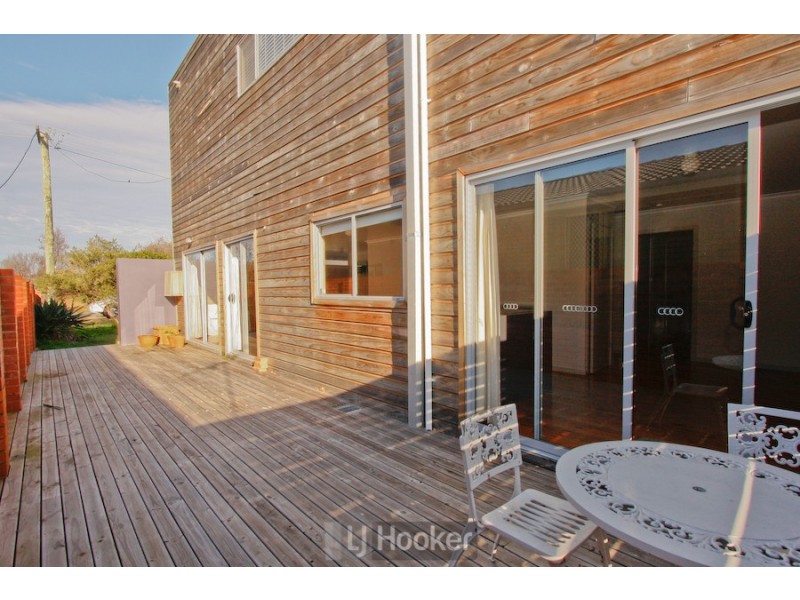 5 Ungala Road, Blacksmiths NSW 2281