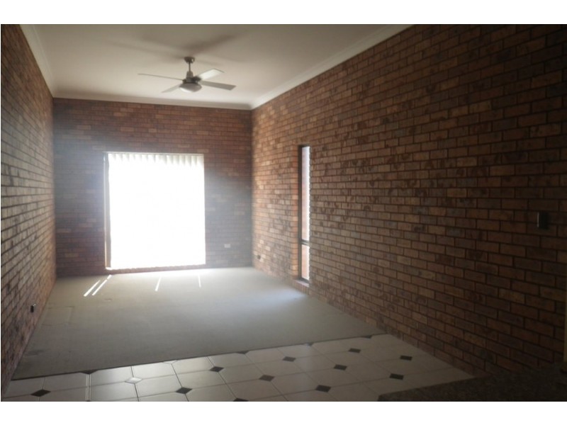 2/271 Excelsior Parade, Toronto NSW 2283