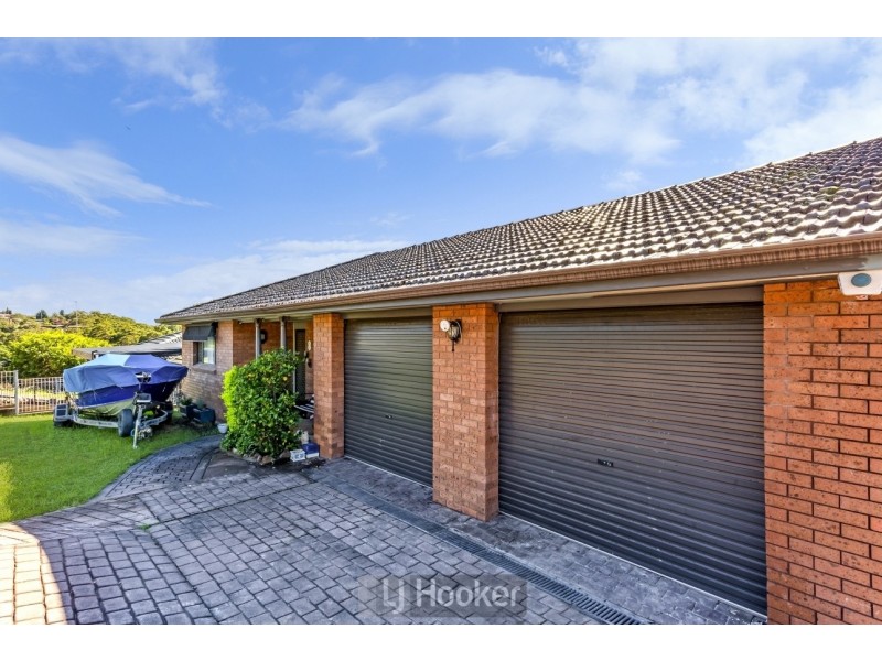 8 Kestrel Avenue, Mount Hutton NSW 2290