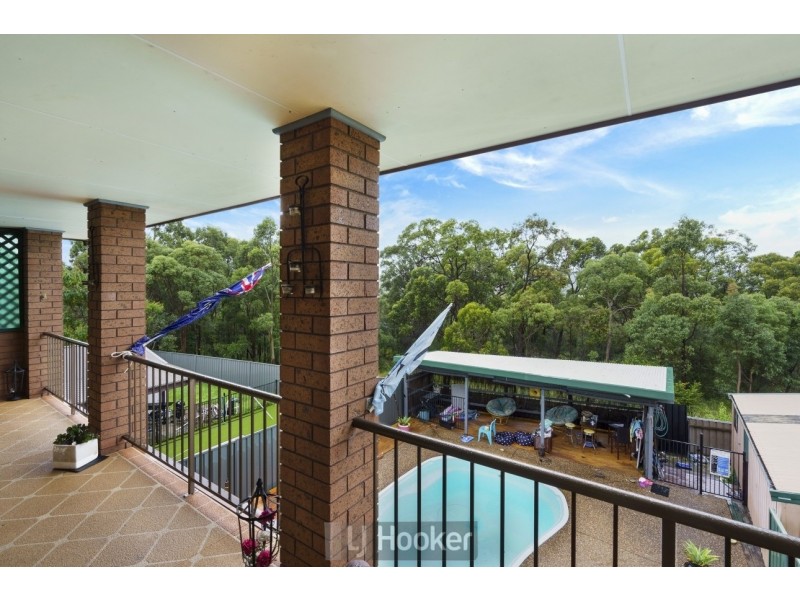 8 Kestrel Avenue, Mount Hutton NSW 2290