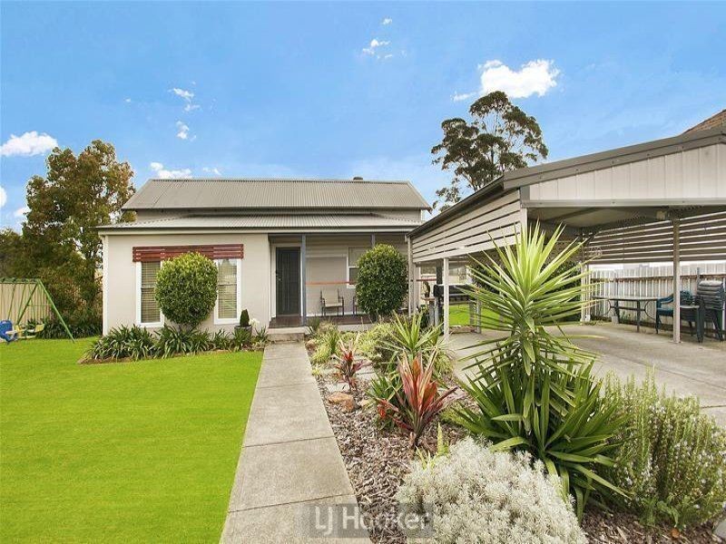 38 Ek Avenue, Charlestown NSW 2290