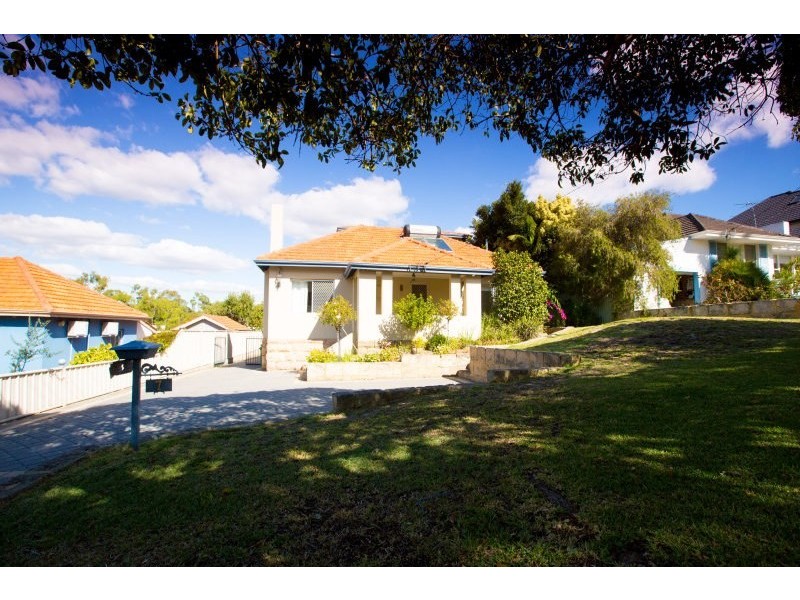 7 Whitfeld Street, Floreat WA 6014