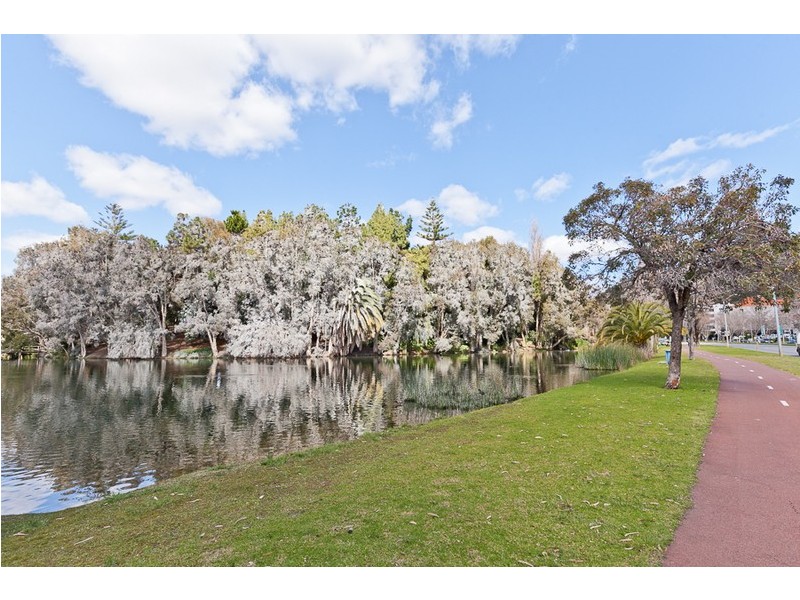 26/134 Mounts Bay Road, Perth WA 6000