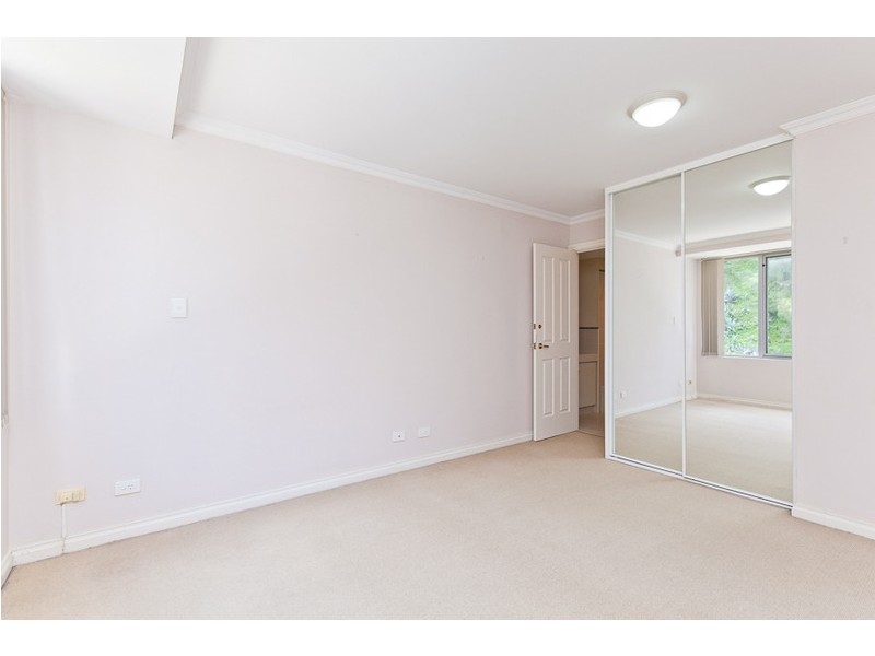 26/134 Mounts Bay Road, Perth WA 6000