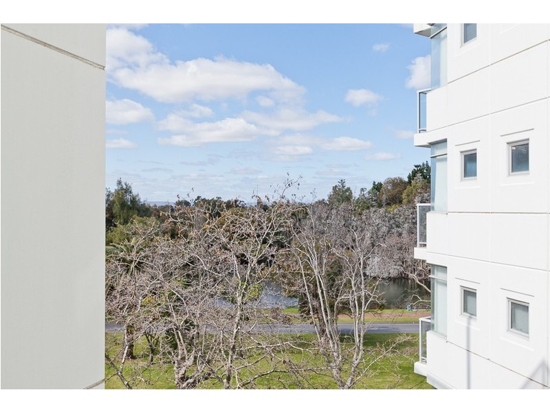 26/134 Mounts Bay Road, Perth WA 6000