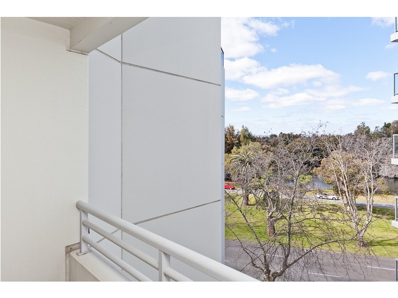 26/134 Mounts Bay Road, Perth WA 6000