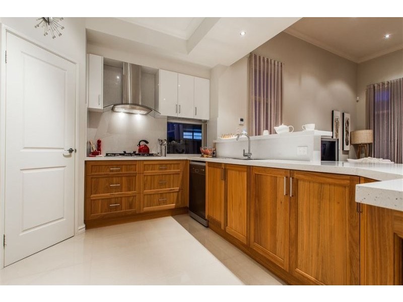 26 Mount Henry Road, Salter Point WA 6152