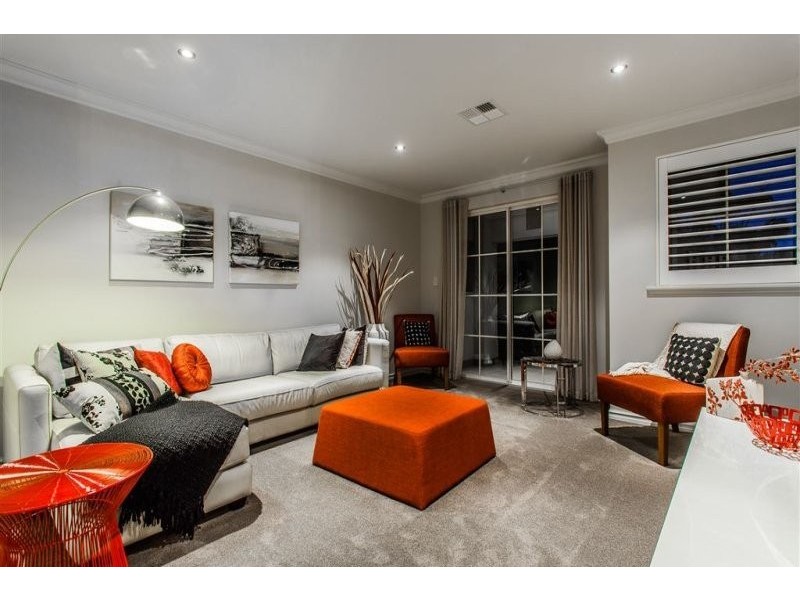 26 Mount Henry Road, Salter Point WA 6152