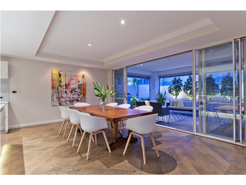 3 Swanway Crescent, Swanbourne WA 6010