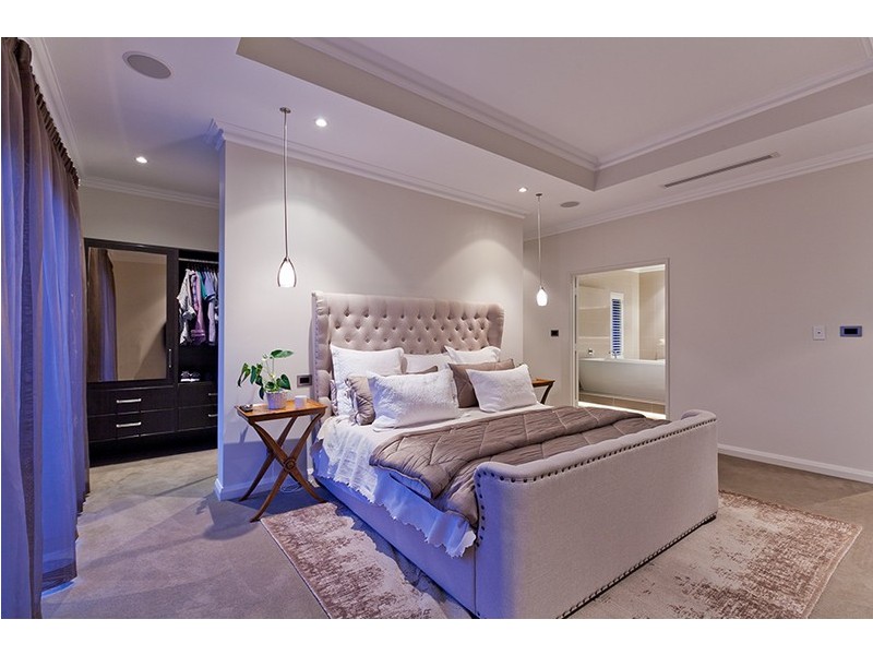 3 Swanway Crescent, Swanbourne WA 6010