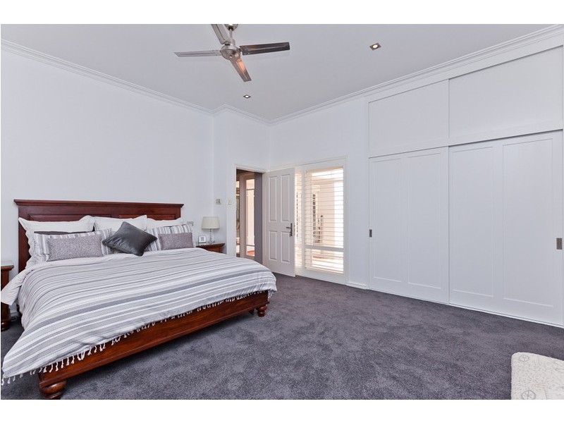 49 Tyrell Street, Nedlands WA 6009