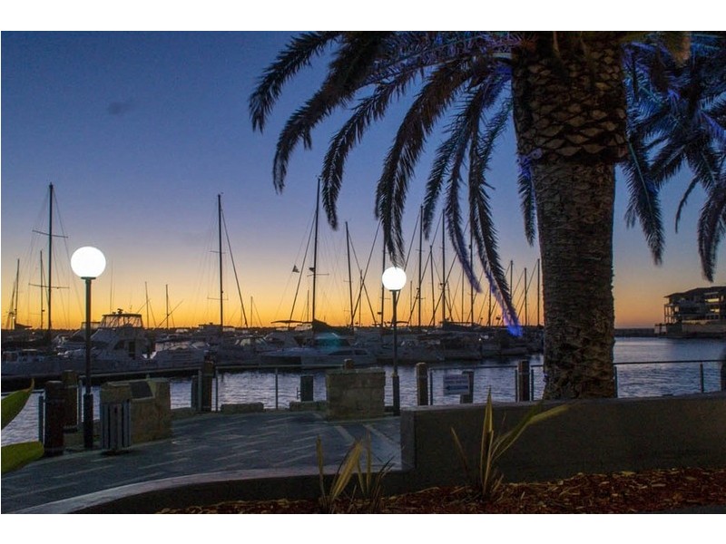 16 Southampton Lane, Mindarie WA 6030