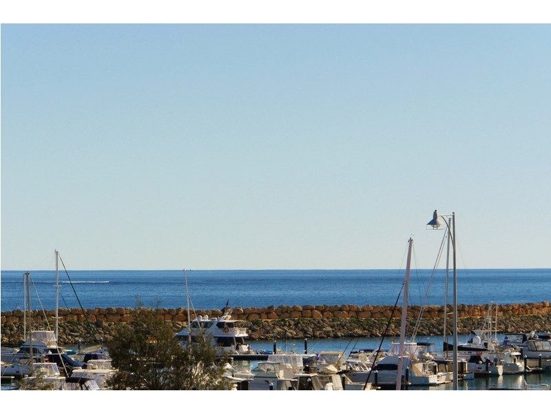 16 Southampton Lane, Mindarie WA 6030