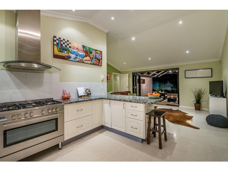 41 Avocet Road, Stirling WA 6021