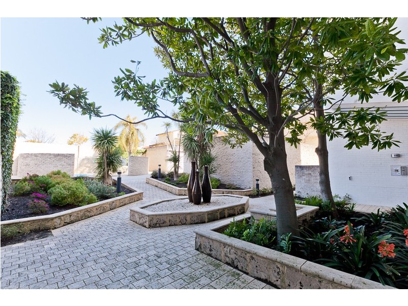 21/23 Swan Street, South Perth WA 6151