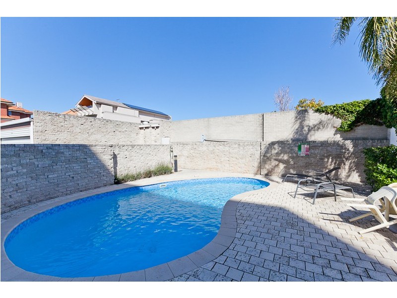 21/23 Swan Street, South Perth WA 6151