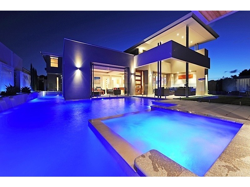 4 Gayton Road, City Beach WA 6015