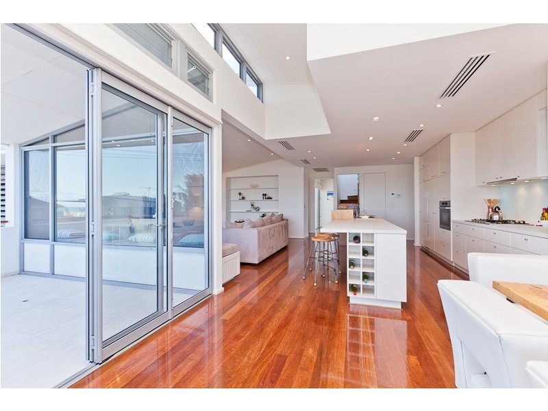 4 Rule Street, North Fremantle WA 6159