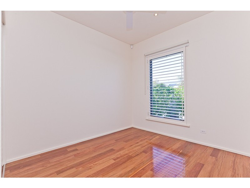 4 Rule Street, North Fremantle WA 6159