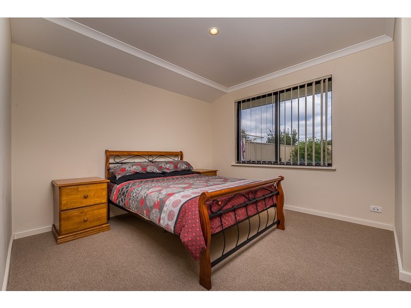 16 Giglia Drive, Sinagra WA 6065