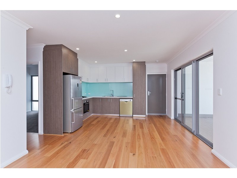 13/53 Oswald Street, Innaloo WA 6018