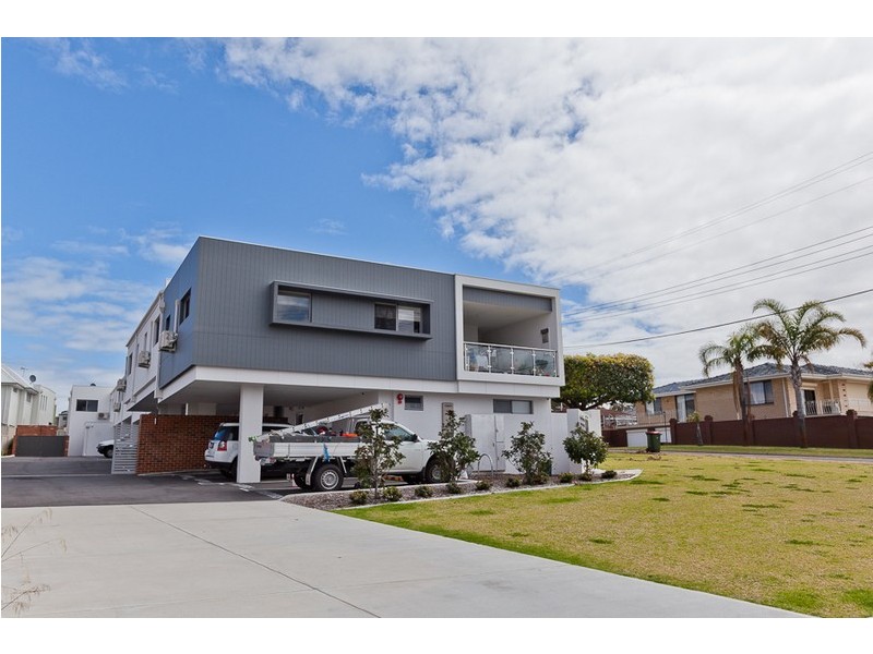 13/53 Oswald Street, Innaloo WA 6018