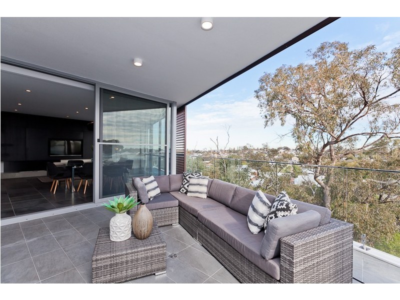 154/2 Milyarm Rise, Swanbourne WA 6010