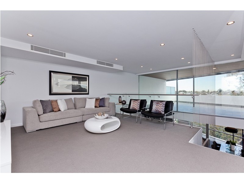 154/2 Milyarm Rise, Swanbourne WA 6010