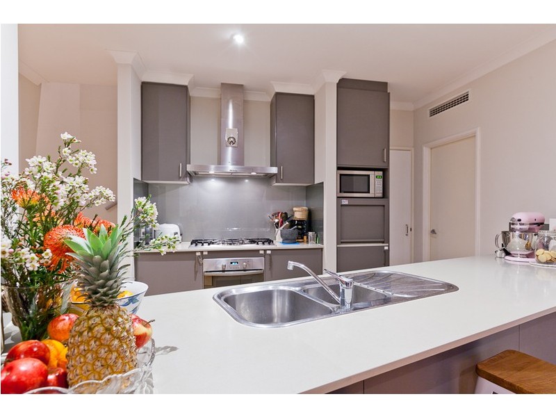 2 Knutsford Street, Swanbourne WA 6010