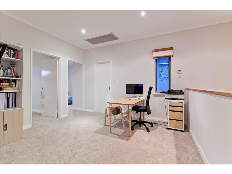 2 Knutsford Street, Swanbourne WA 6010