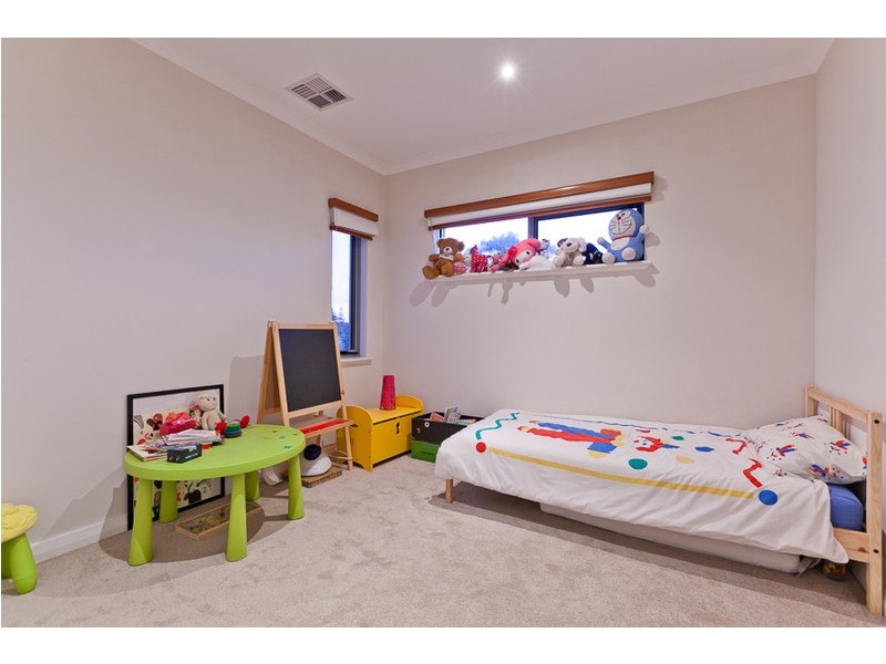 2 Knutsford Street, Swanbourne WA 6010