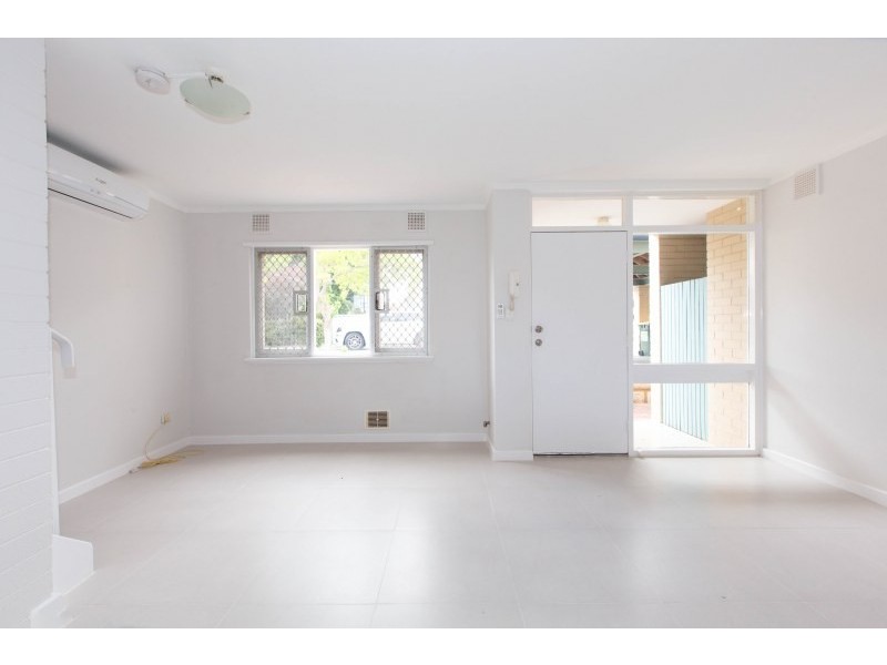 4/19 Rudkin Place, Koondoola WA 6064