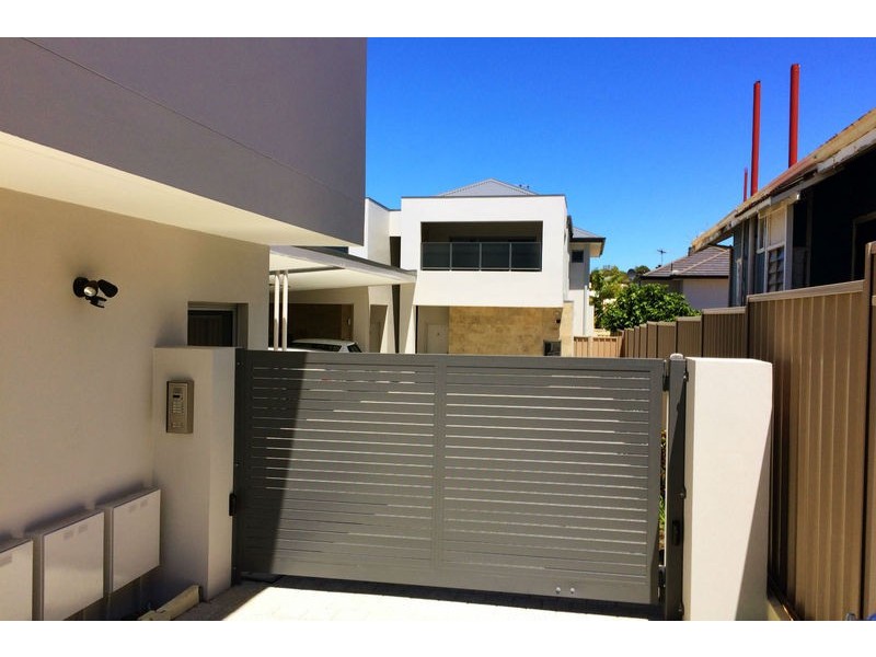 151 Huntriss Road, Doubleview WA 6018