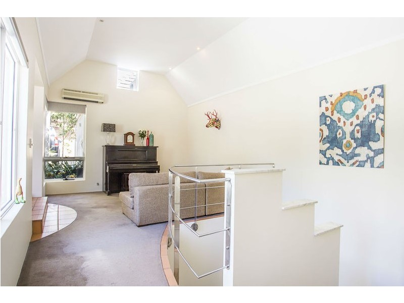 8A Ridge Street, Wembley Downs WA 6019