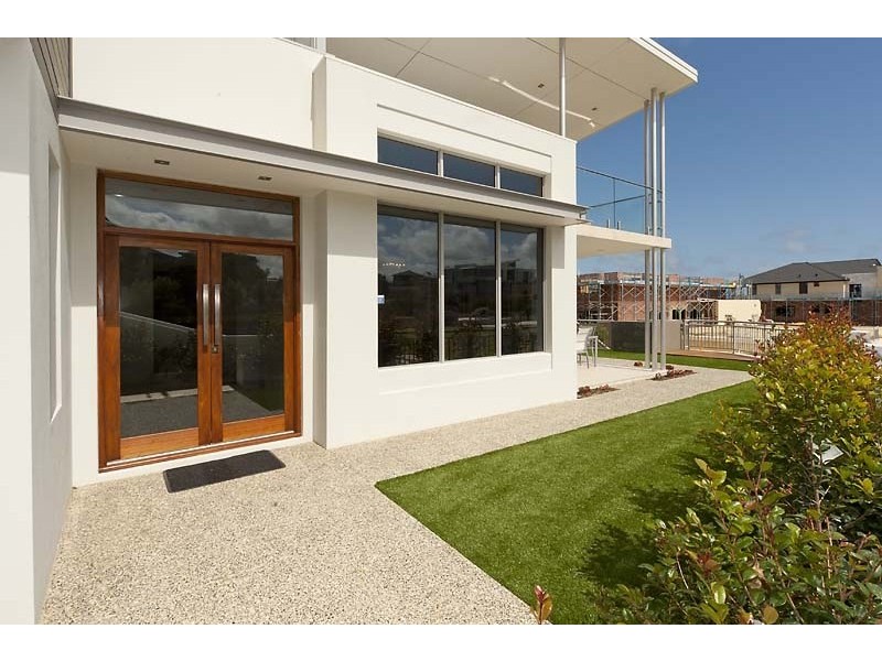 14 Huntress Avenue, North Coogee WA 6163