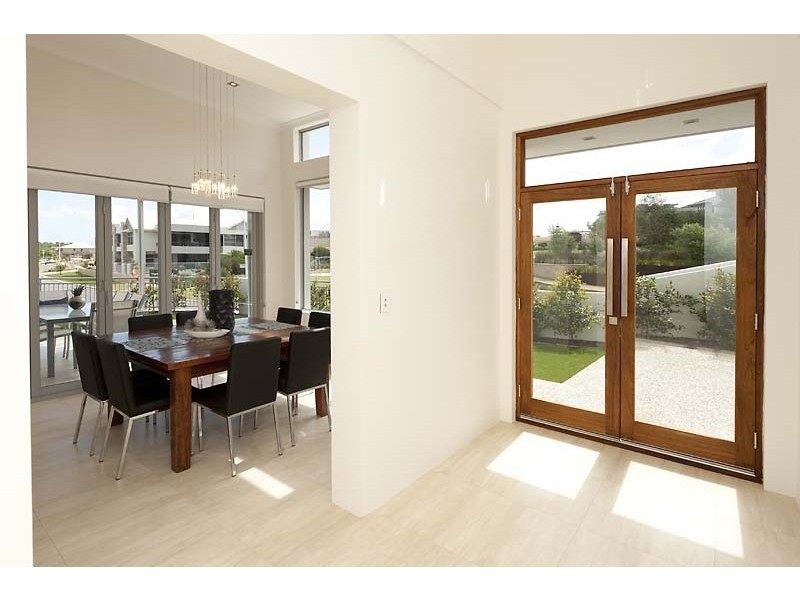 14 Huntress Avenue, North Coogee WA 6163