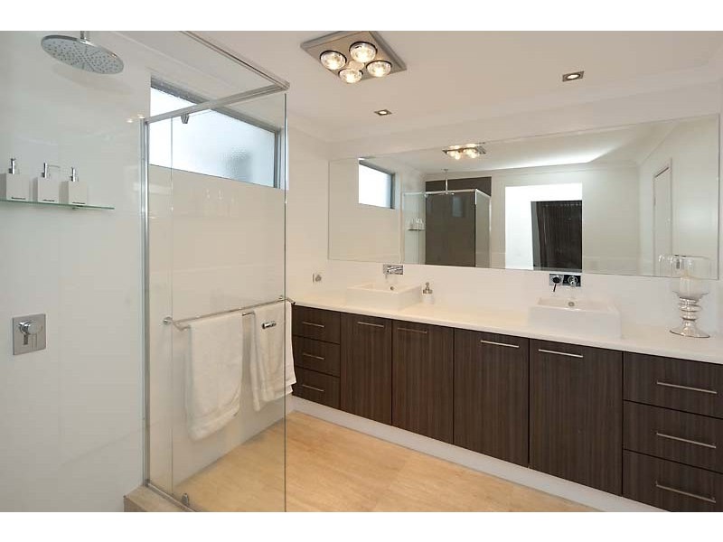 14 Huntress Avenue, North Coogee WA 6163